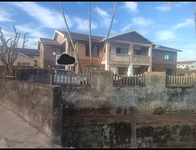 11 BEDROOM HOUSE FOR SALE IN ISIPINGO RAIL